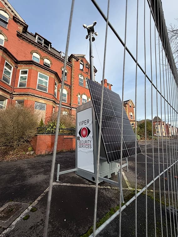 rapid deployment cctv tower with night vision cameras nd solar panels protecting construction site and vacant property